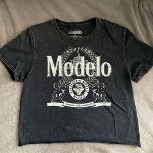 Modelo Logo Black Graphic Cropped Tee M